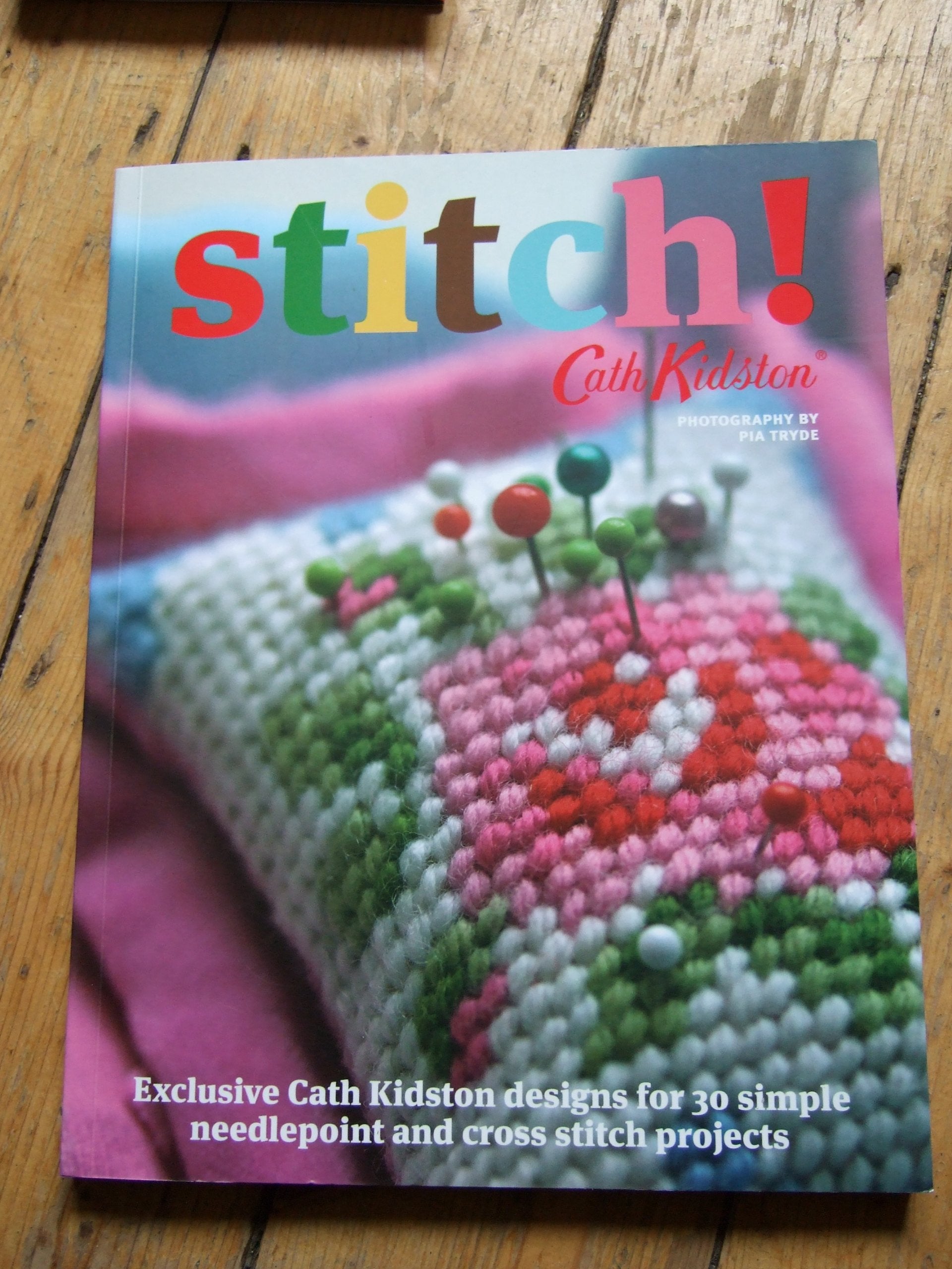 Stitch Cath Kidson 30 simple needlepoint and cross stitch projects exclusive Cath Kidston designs